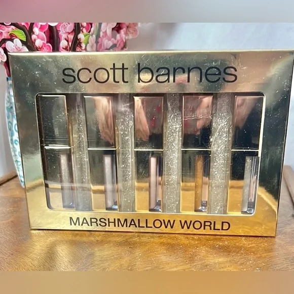 Scott Barnes MARSHMALLOW WORLD - 5 Piece Mini High-Shine Lip Gloss Set - Picture 2 of 4